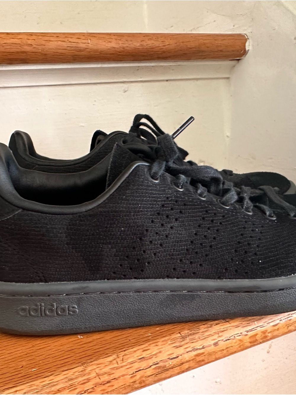 adidas Black Men's Low-Top Sneakers size 8